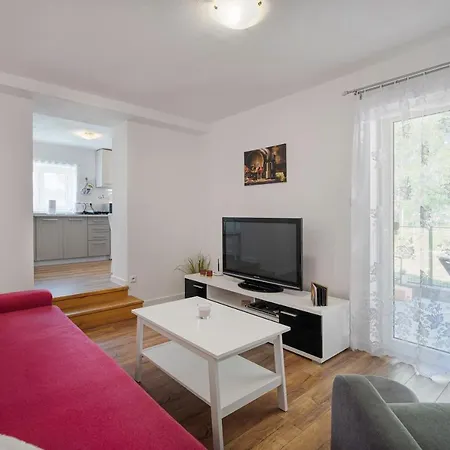 Pod Ceresnou Apartament