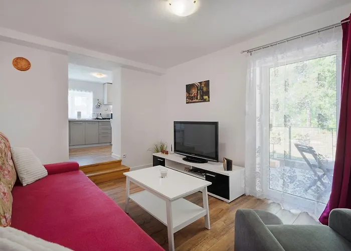 Pod Ceresnou דירה